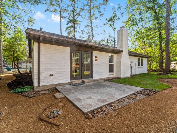 26 E Woodtimber Court, Spring TX 77381