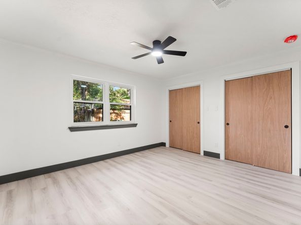 26 E Woodtimber Court, Spring TX 77381