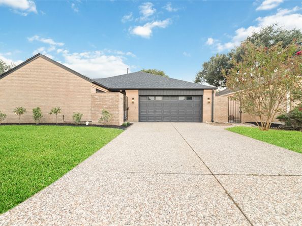 15651 Whitewater Lane, Houston TX 77079