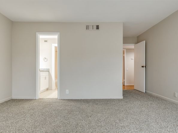 1643 S Kirkwood Road, Houston TX 77077