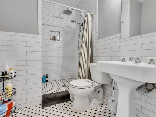 1625 Wesley Street, Houston TX 77023