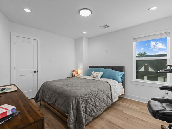 5317 Jefferson Street, Houston TX 77023