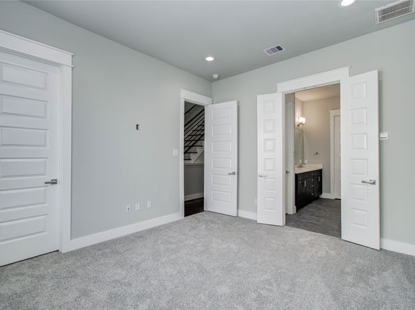 2116 Naomi Street B, Houston TX 77054