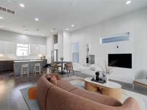 2116 Naomi Street B, Houston TX 77054