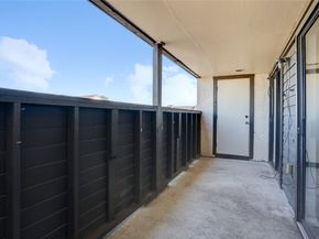 3015 Walnut Bend Lane 35, Houston TX 77042