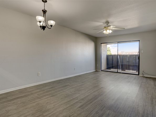 3015 Walnut Bend Lane 35, Houston TX 77042