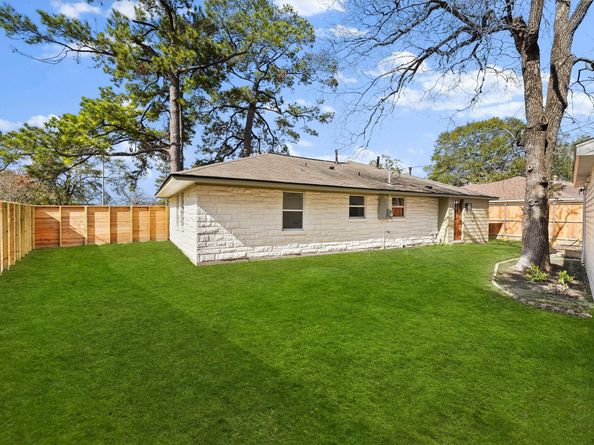 4218 T C Jester Boulevard, Houston TX 77018