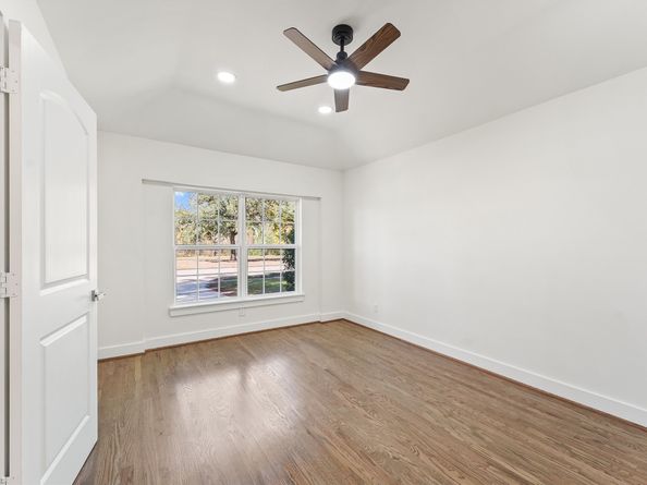 4218 T C Jester Boulevard, Houston TX 77018