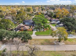 4218 T C Jester Boulevard, Houston TX 77018