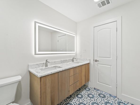 4218 T C Jester Boulevard, Houston TX 77018