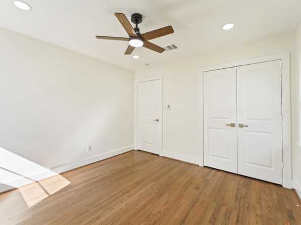 4218 T C Jester Boulevard, Houston TX 77018