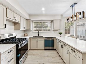 3 Ridgeline Court, The Woodlands TX 77381