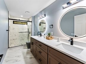 3 Ridgeline Court, The Woodlands TX 77381