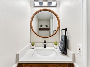 3 Ridgeline Court, The Woodlands TX 77381