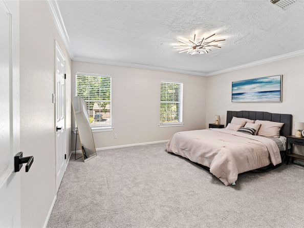 3 Ridgeline Court, The Woodlands TX 77381