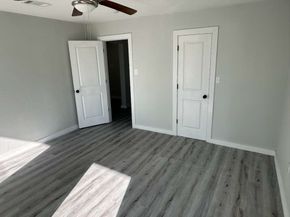 1912 Gentry Street, Houston TX 77009