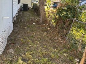 1912 Gentry Street, Houston TX 77009