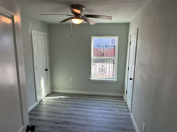 1912 Gentry Street, Houston TX 77009