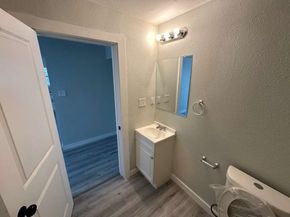 1912 Gentry Street, Houston TX 77009