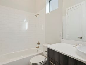 2317 Cleburne Street, Houston TX 77004