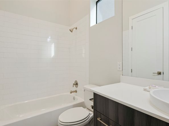 2317 Eagle Street, Houston TX 77004