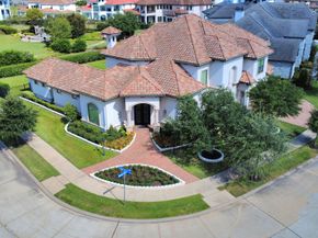 7 Haven Shore Lane, Sugar Land TX 77479