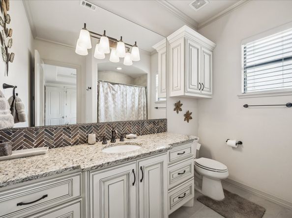 7 Haven Shore Lane, Sugar Land TX 77479