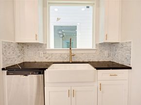 5908 St Augustine Street B, Houston TX 77021