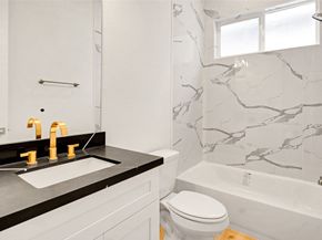 5908 St Augustine Street B, Houston TX 77021