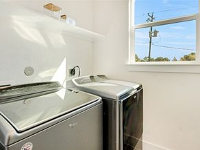 5908 St Augustine Street B, Houston TX 77021