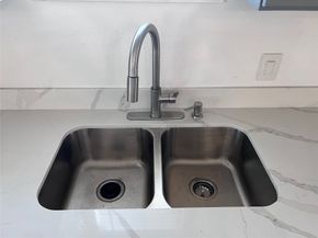 5721 Breen Drive, Houston TX 77086