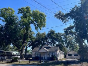 5721 Breen Drive, Houston TX 77086