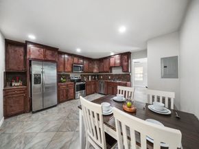 910 Rosewick Street, Houston TX 77015