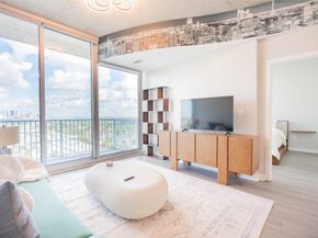 5925 Almeda Rd 12005, Houston TX 77004