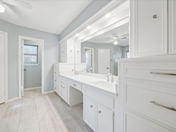 12111 Moorcreek Drive, Houston TX 77070