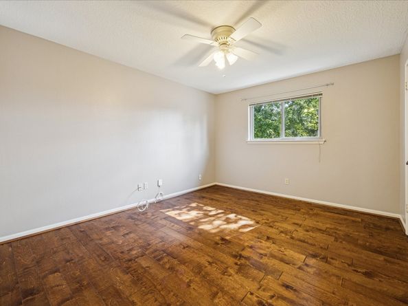 12111 Moorcreek Drive, Houston TX 77070