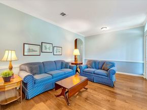 2010 Woodland Haven Road, Houston TX 77062