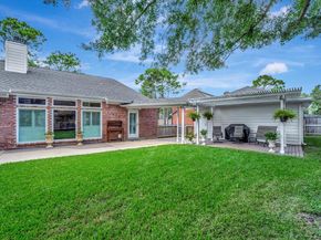 2010 Woodland Haven Road, Houston TX 77062