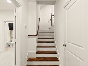 5610 Kiam Street D, Houston TX 77007