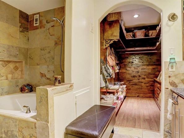 5141 Del Monte Drive, Houston TX 77056