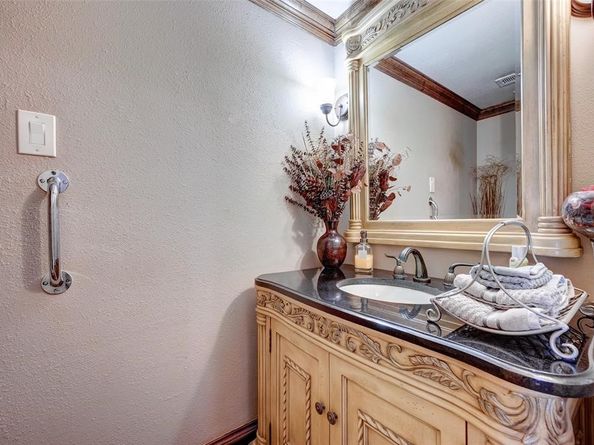 5141 Del Monte Drive, Houston TX 77056