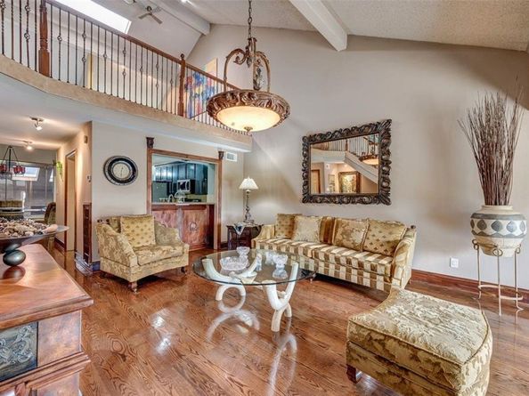 5141 Del Monte Drive, Houston TX 77056