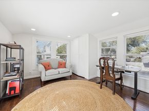 825 Merrill Street, Houston TX 77009