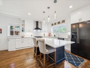 825 Merrill Street, Houston TX 77009