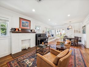 825 Merrill Street, Houston TX 77009