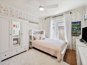 825 Merrill Street, Houston TX 77009