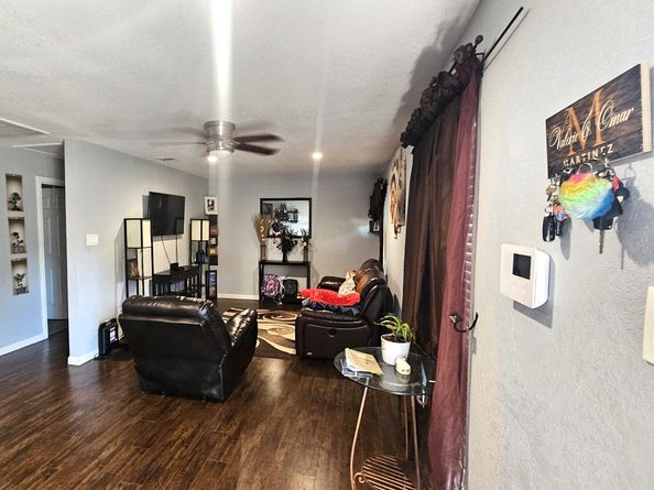 4816 Dabney Street, Houston TX 77026