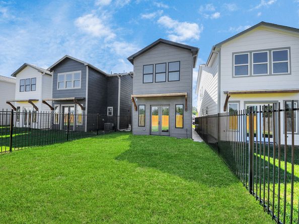 6322 Milwee Street A, Houston TX 77092