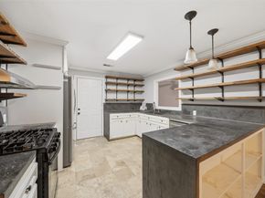 7942 Hammerly Boulevard, Houston TX 77055