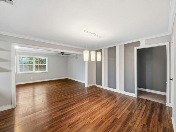 7942 Hammerly Boulevard, Houston TX 77055